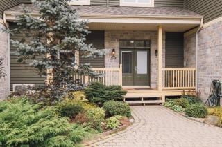 Splendid Chalet on the Golf Course w/ Private Spa! - 9