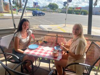 Tomato Backpackers - 8