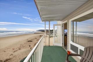 Oceanfront Suite - Heated Indoor Pool - Beach Access - 9