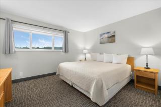 Oceanfront Suite - Heated Indoor Pool - Beach Access - 7