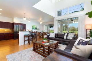 Desirable Villa Walk 2 beach Light & Bright Heated Pool - 0