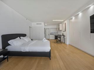 Sea Glass Studio - Mamak & Shelter - 2