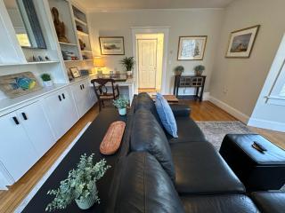 Newport Harbor View Cottage w Decks & Parking - 4