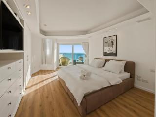 The Sharon Grand Horizon Suite - Mamak & Shelter - 3