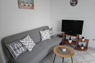 Apartments by the sea Ivan Dolac, Hvar - 12644 - 6