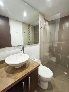 Piscina y Vista - Apto moderno con 2 hab y Aire Acondicionado - 2