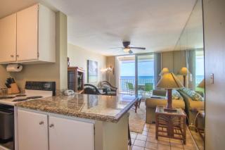Oceanfront Condo & Walking Distance to Beach and Town- Hale Kona Kai 207 by Casago Kona - 2