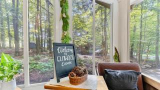 Bear Cabin Hideout - 1