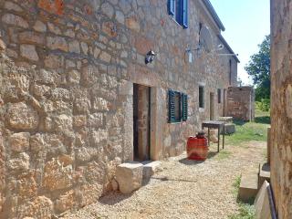 Apartments with parking space Seline, Paklenica - 25372 - 5