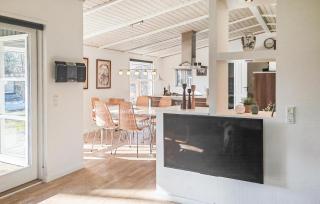 3 Bedroom Lovely Home In Glesborg - 6