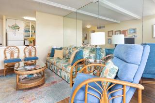 Oceanfront Condo to Enjoy Sea Breeze and Sunset on Lanai which hangs over the ocean!! - Hale Kona Kai 305 - 5
