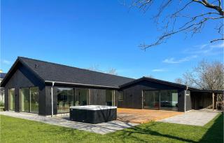 Amazing Home In Glesborg With Sauna - 0