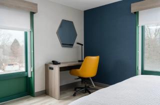 Holiday Inn Express Hotel & Suites Drums-Hazelton by IHG - 3