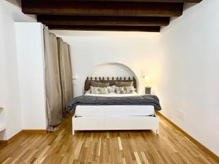 Loft Nineteen Apartment - 9