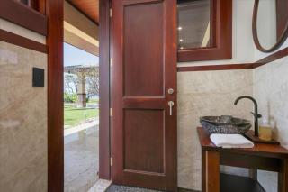 Experience luxury in Waikoloa at the spacious 4-bedroom Pacific Sunset Villa! - 5
