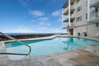 Oceanfront Condo Wrap-Around Lanai Almost Hanging Over The Ocean -Hale Kona Kai 313 by Casago Kona - 7