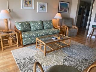 Kamaole Beach Royale #411 Renovated, Ocean View, Close to Kamaole Beach #1 - 6