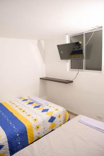 Beautiful home overlooking Medellín - 5