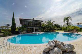Casa Guaduales casa campestre privada con piscina en Quimbaya - 1