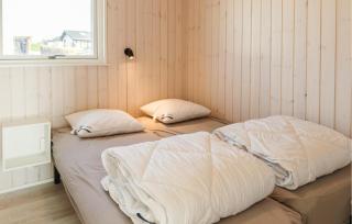 Pet Friendly Home In Rønde With Wifi - 9