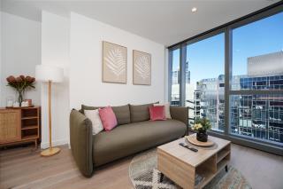 West Side Place Family Suite with Pool Sauna Gym - 0