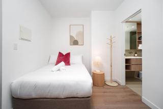 West Side Place Family Suite with Pool Sauna Gym - 6