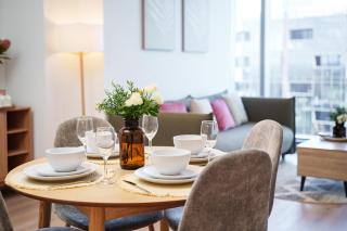 West Side Place Family Suite with Pool Sauna Gym - 9