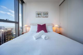 West Side Place Family Suite with Pool Sauna Gym - 7