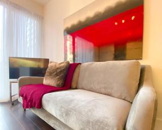 Charming 1BR Near CN Tower & MTCC! - 3