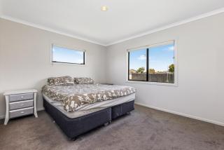 Holiday House in Auckland near Airport & Beach-3 Bedrooms - 7