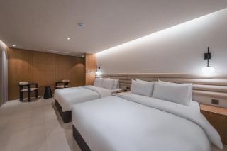 H Avenue Pohang Posco Daero - 6