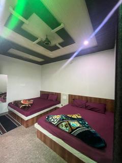 Hotel SHIV SHAKTI PALACE - 6