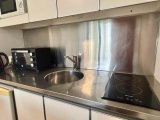 Amazing studio with city views - 4