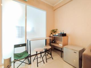 Contemporary Style 1BR Apartment at Gateway Pasteur By Travelio - 2