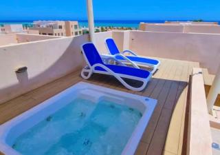 Luxury Mangroovy 2BR Private Rooftop Jacuzzi w Beach Access - 2