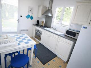 Villa indépendante avec jardin clos, proche plage et commerces - FR-1-22-303 - 2