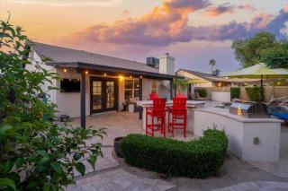 Desert Ridge Family new Renovated with Spa and Pool - 8