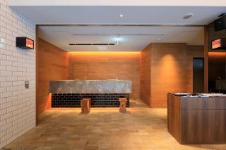 Quintessa Hotel Osaka Umeda Comic & Books - 7