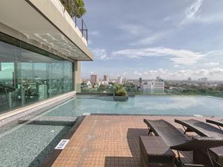 1Bed 1 Bath Service Apartment in Central Area with Pool and Gym - 8