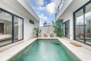 Cozy Hidden 2BR Villa Tintin with Pool & Rooftop - 8