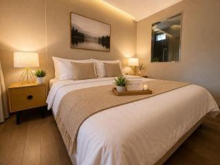 Bright 1BR Near BTS Thonglor & Commons - 4