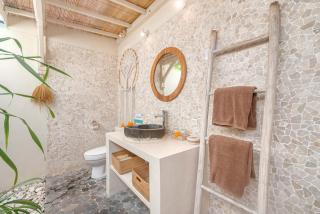 Tropical 4BR Villa in Quiet Babakan Near Berawa - Dalung - 5