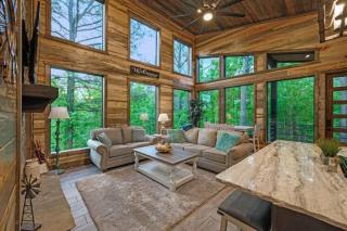 Mini Marshmallow Cabin - Cozy & Romantic GetAway - 1