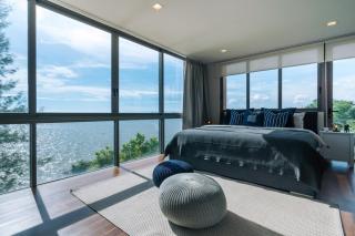 Exclusive Sandbox Beachfront Villa - 6