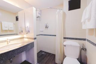 The Holiday Resort Pattaya - 1