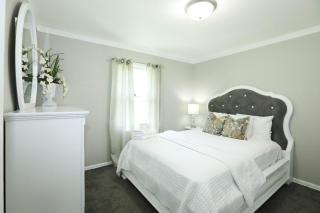 Full 3BR 2BA Ground Floor Suite Private Entrance - 5