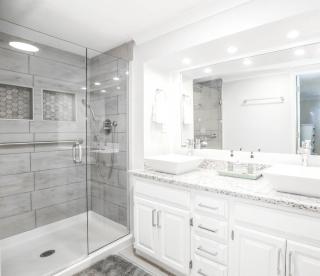 Full 3BR 2BA Ground Floor Suite Private Entrance - 4