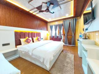 Hotel Sangita Palace Paradise Near Naini Lake - 9