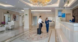 Vienna Hotel Guangzhou Huadu Financial Center Sunac Amusement Park - 3