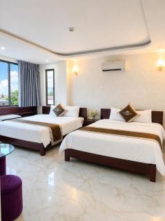 White Rose Hotel - 7